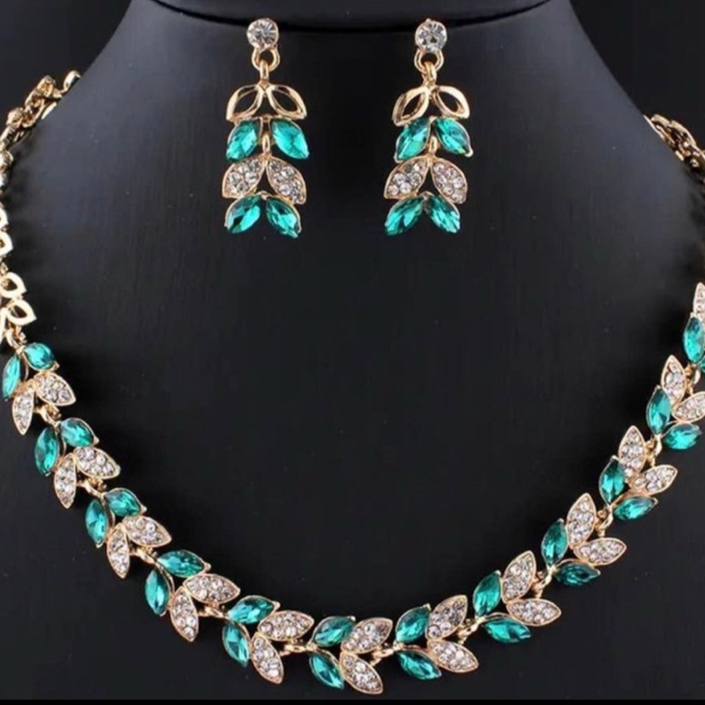 Crystal jewelry set